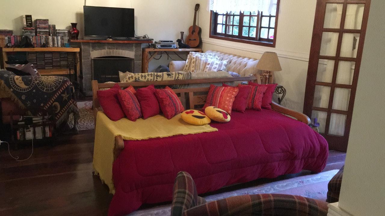 Em Apartment *